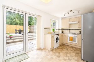 Kitchen/Diner- click for photo gallery